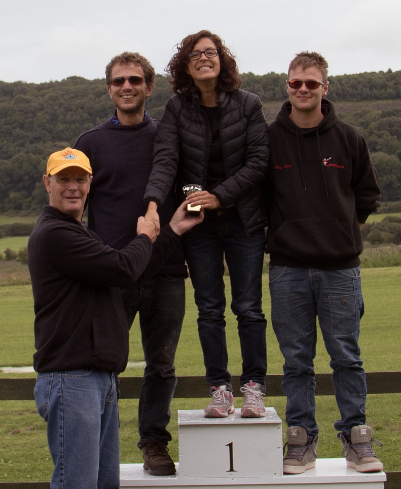 Freestyle Winners, Patricia, also from Spain, receives the Cup for Jorg, Tom & Toby Black, AMARC